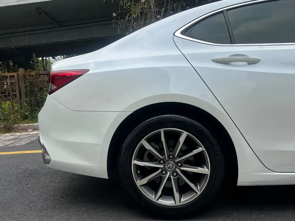 ACURA TLX L