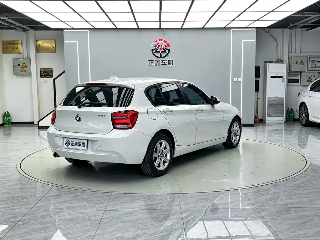 BMW 1 Series (Import) — миниатюра 15