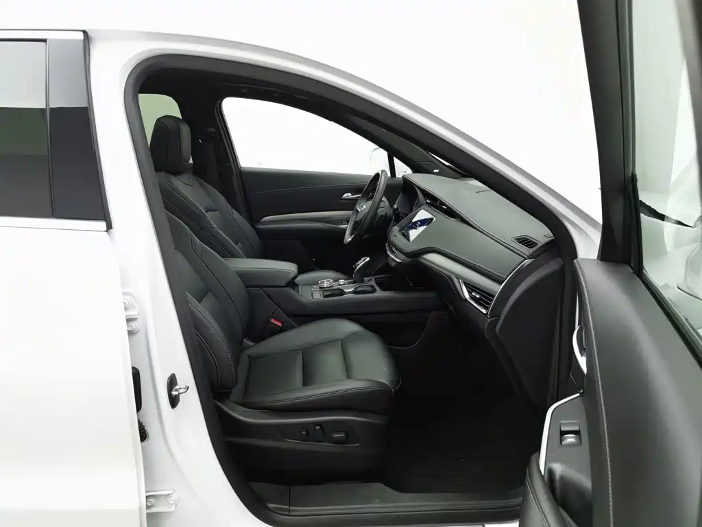 Cadillac XT4 — миниатюра 23