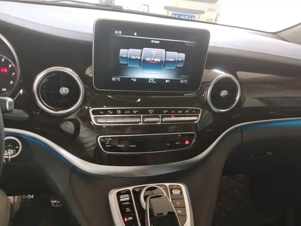 Mercedes-Benz V-Class — миниатюра 6