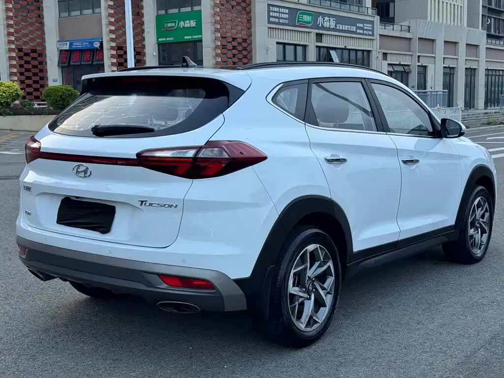 Hyundai Tucson — миниатюра 8