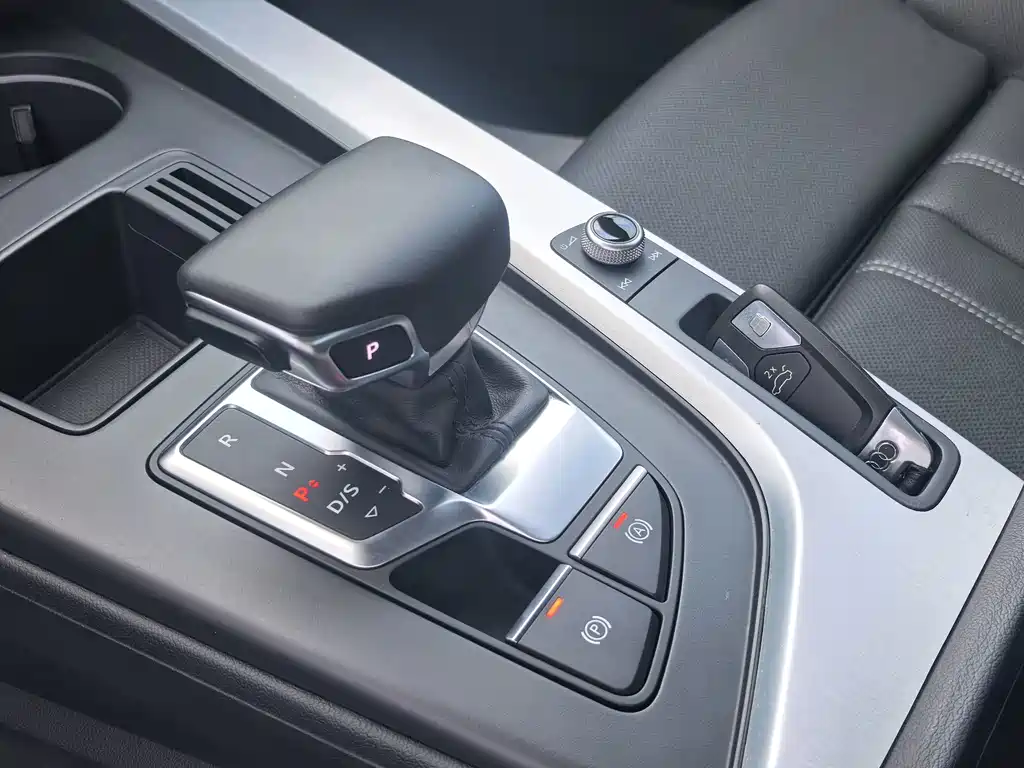 Audi A4L — миниатюра 16
