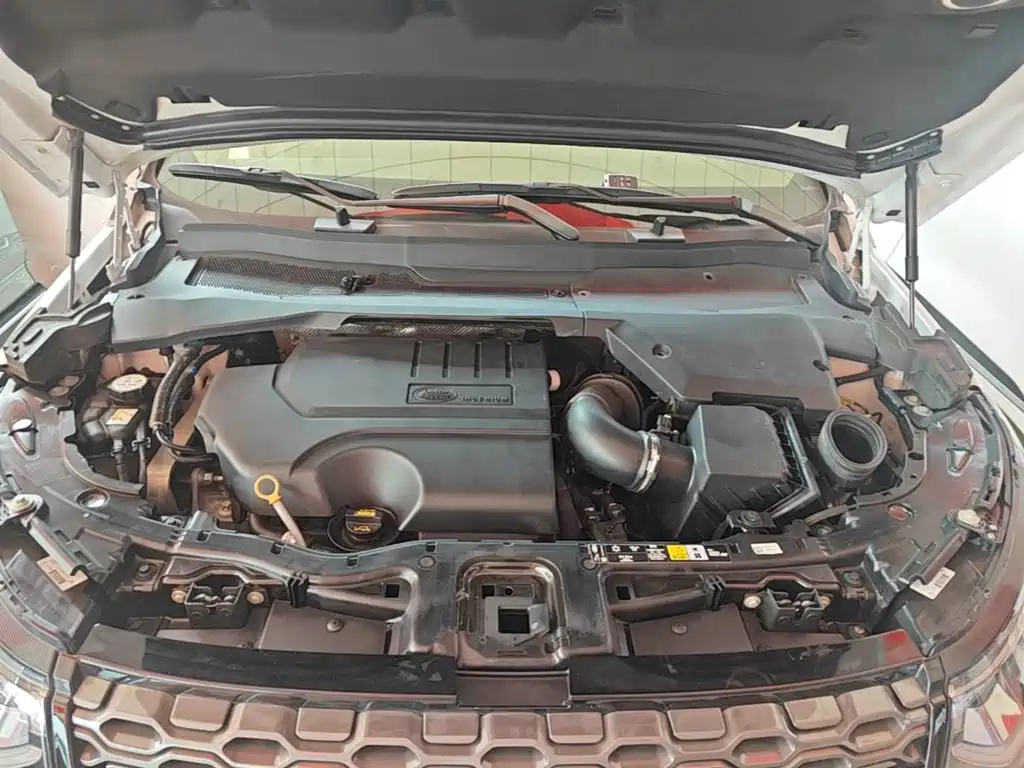 Land Rover Discovery Sport — миниатюра 20