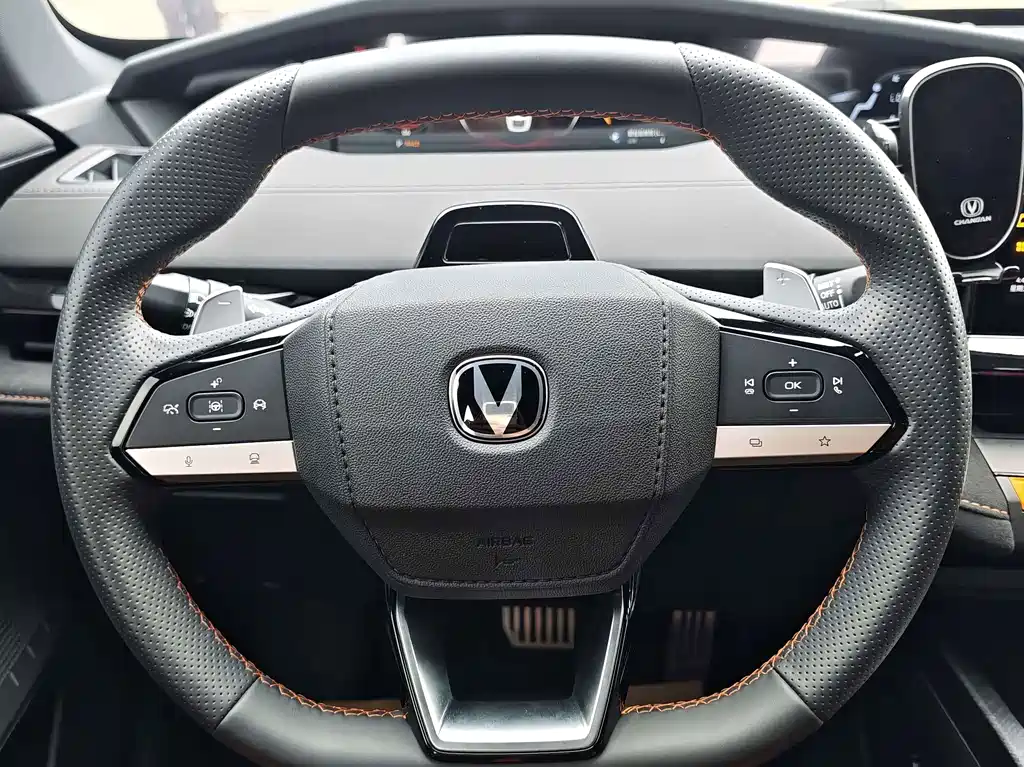 Changan UNI-V — миниатюра 5