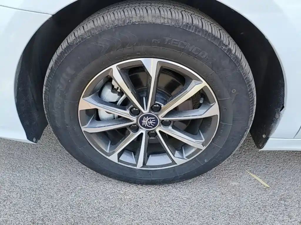 BYD Qin PLUS — миниатюра 25
