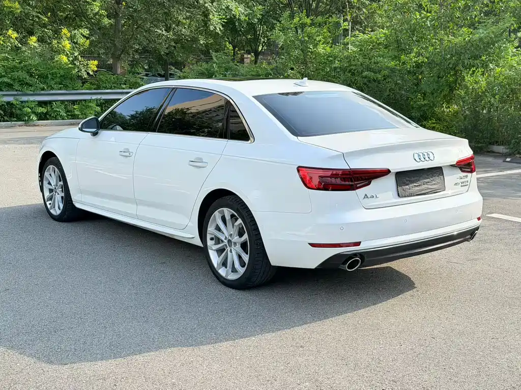 Audi A4L — миниатюра 8