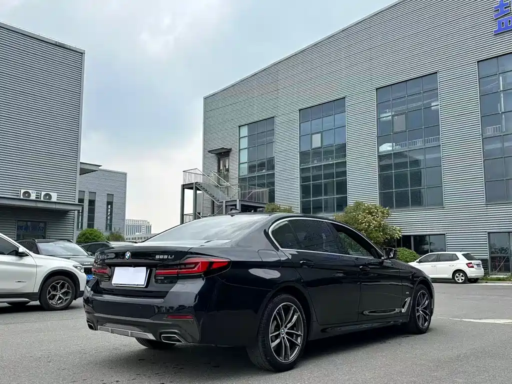 BMW 5 Series 5 2022 525Li M Sport