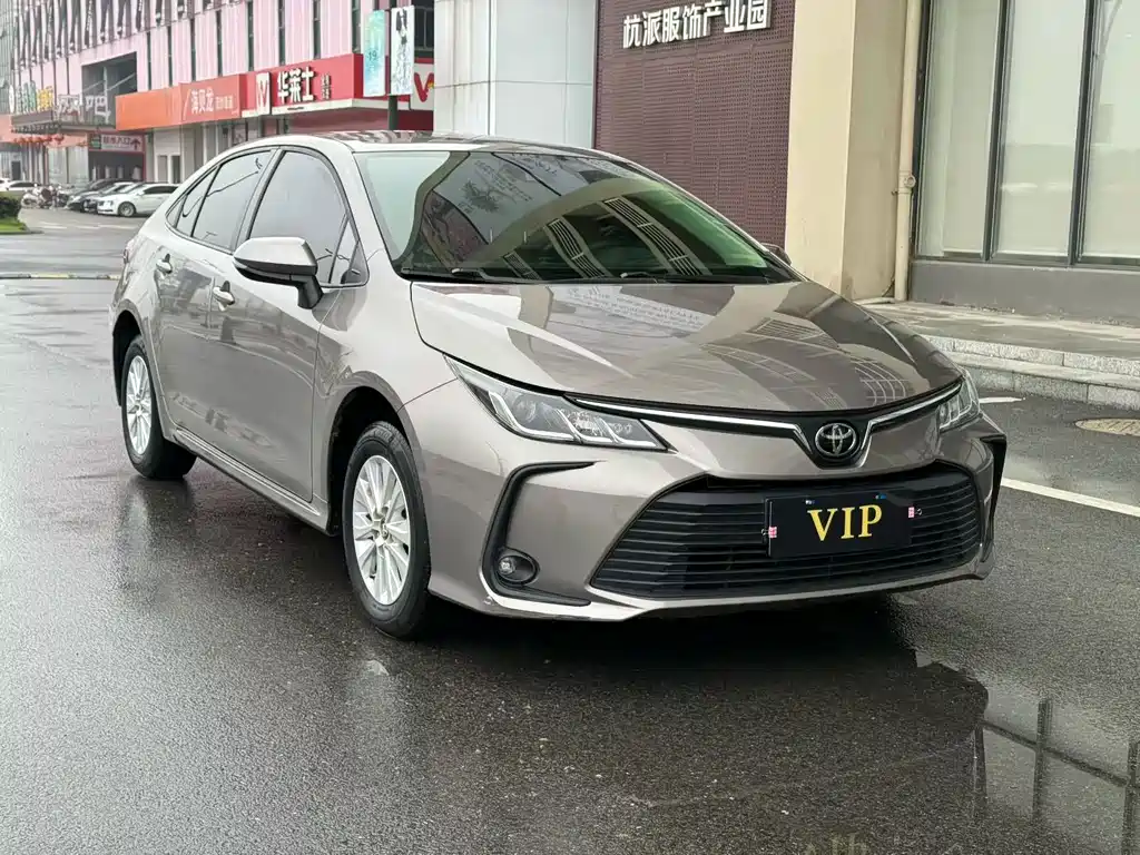 Toyota Corolla — миниатюра 3