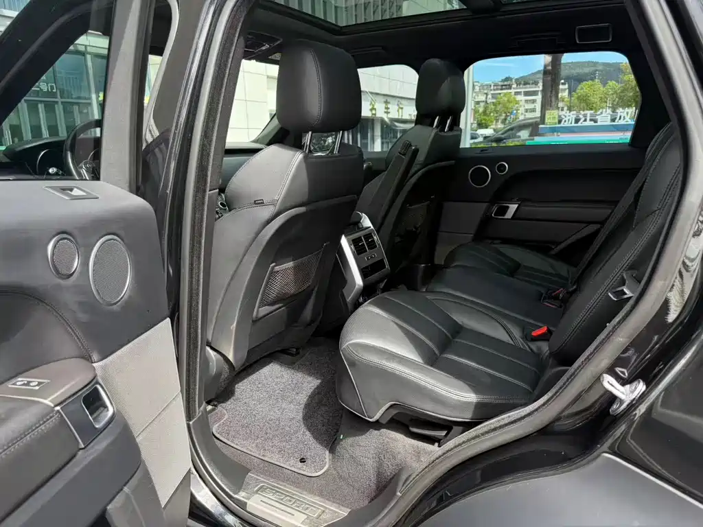 Land Rover Sport — миниатюра 9
