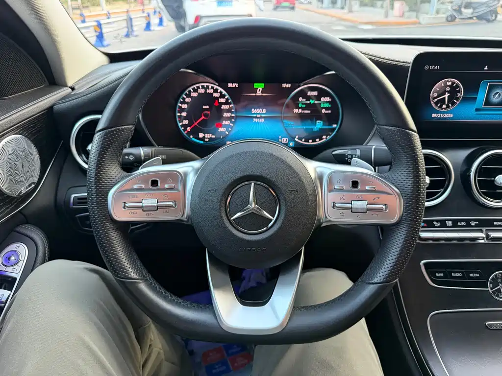 Mercedes-Benz C-Class — миниатюра 17