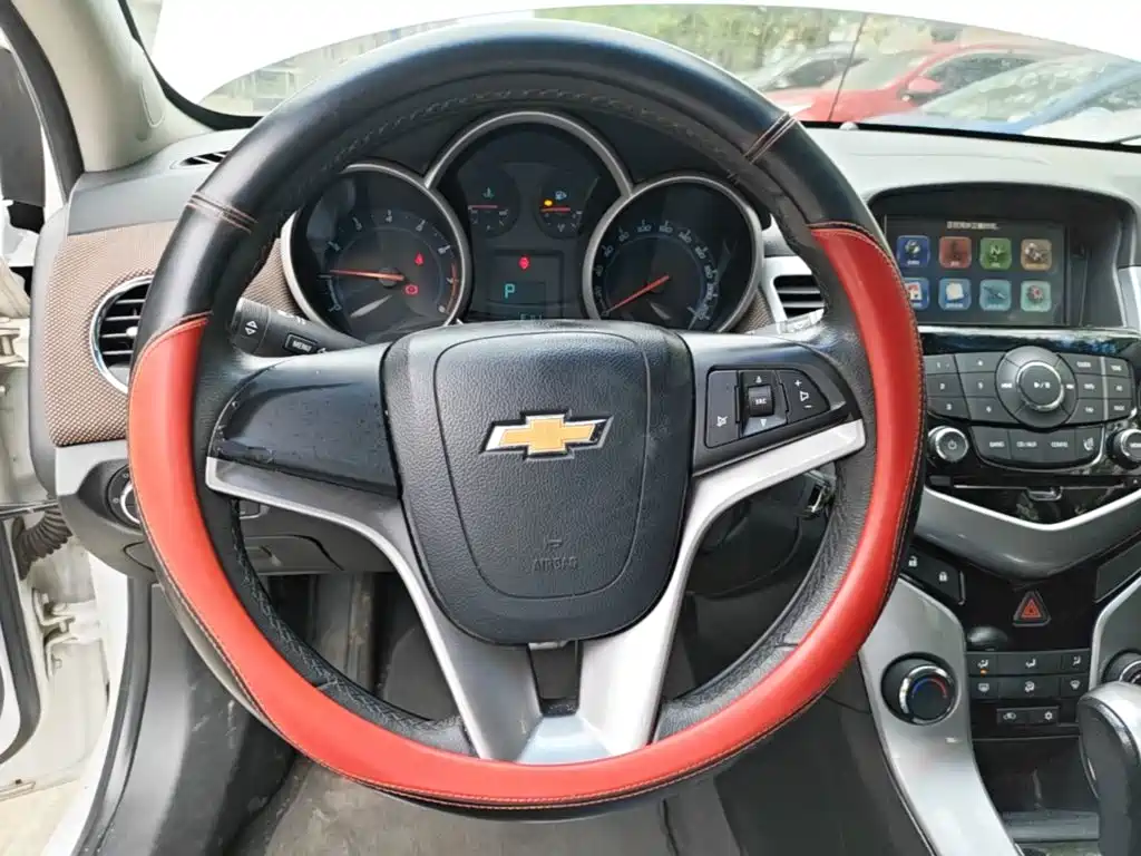 Chevrolet Cruze — миниатюра 11