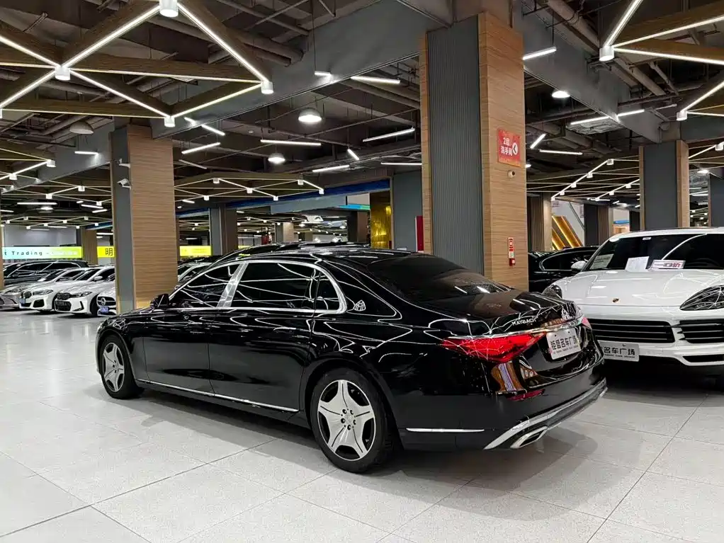 Mercedes-Benz S-Class — миниатюра 13