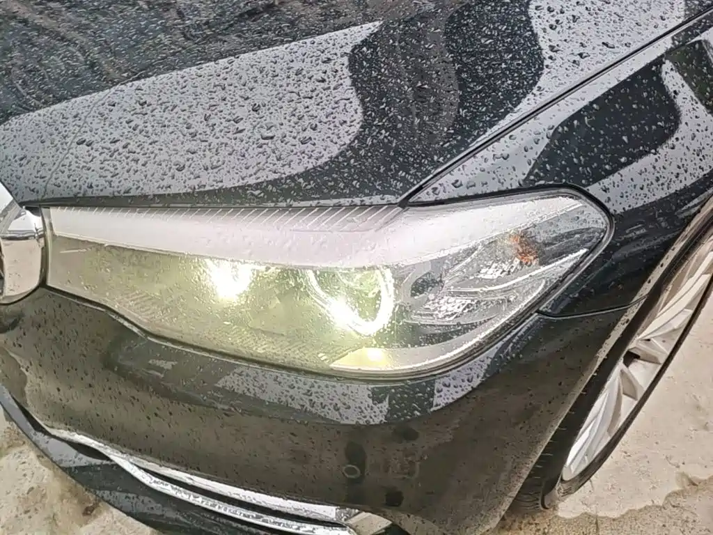 BMW 5 Series — миниатюра 24