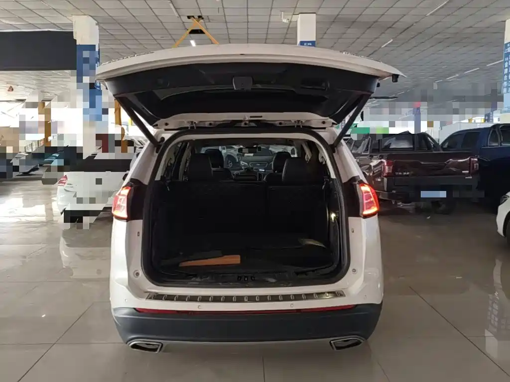 Ford Edge — миниатюра 19
