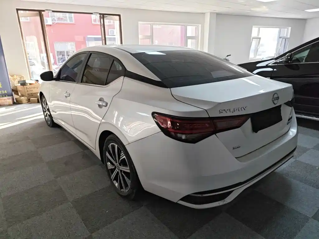 Nissan Sylphy — миниатюра 5