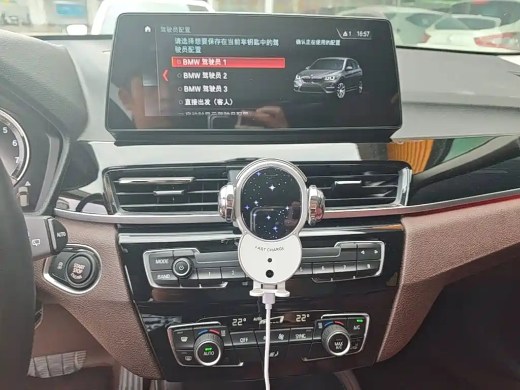 BMW X1 — миниатюра 13