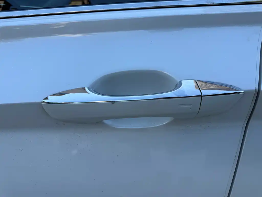 Volkswagen Sagitar — миниатюра 5