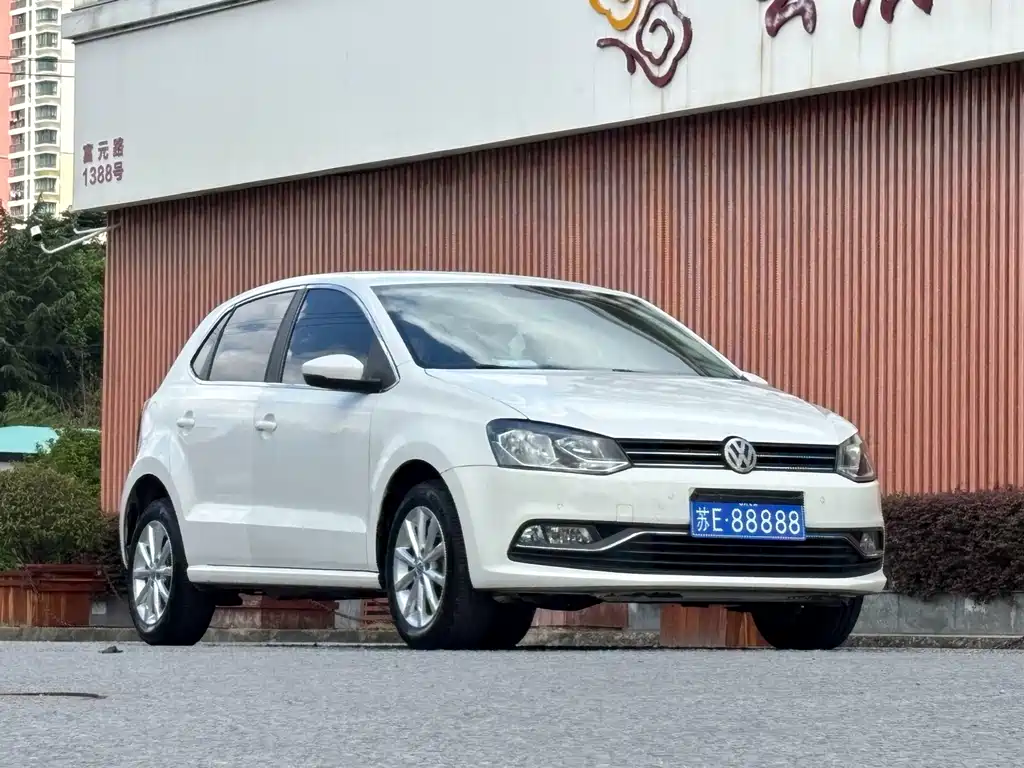 Volkswagen Polo — миниатюра 2