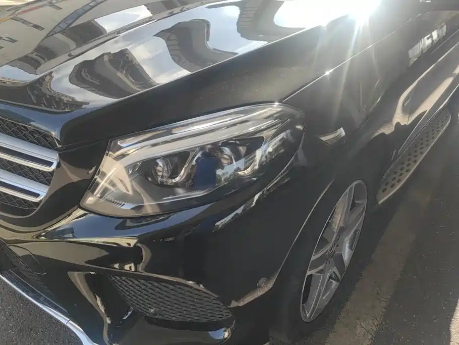Mercedes-Benz GLE (Import) — миниатюра 5
