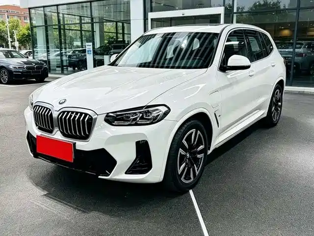 2024 BMW iX3
