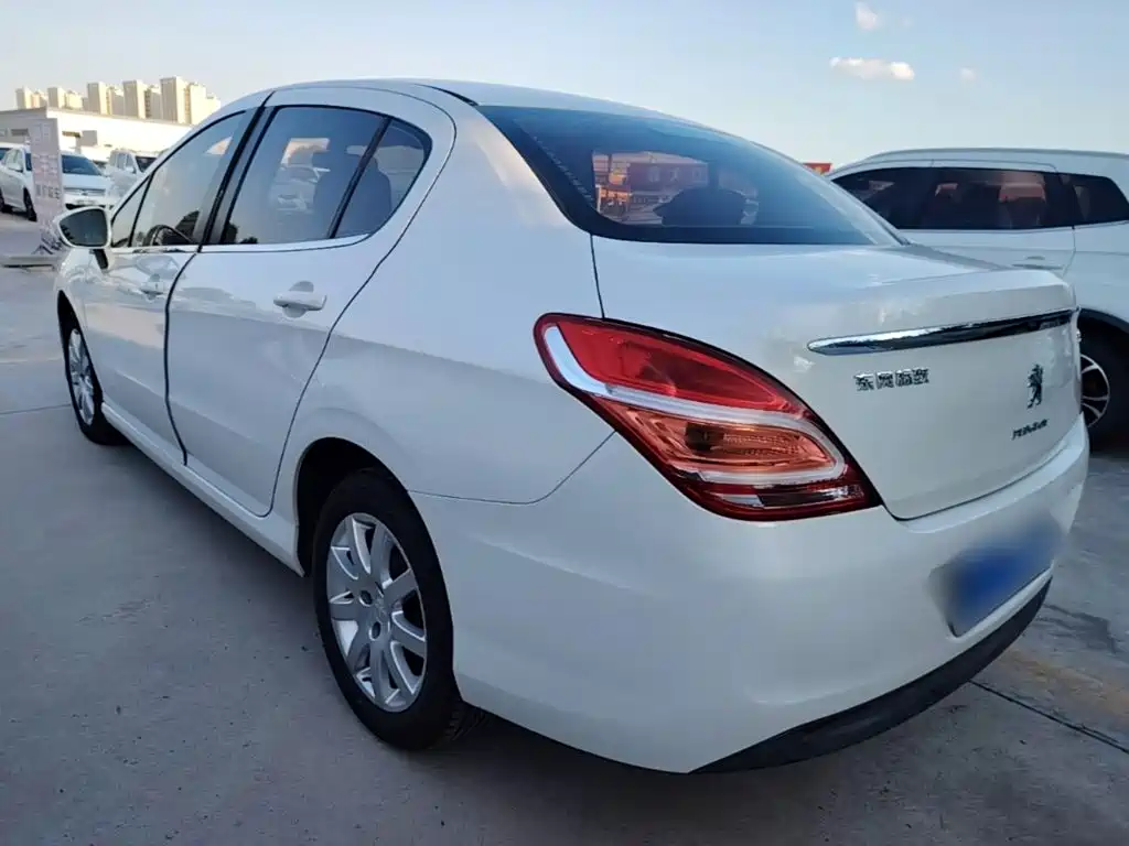 Peugeot 308 — миниатюра 5