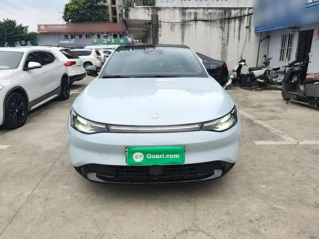 Leapmotor Leapmotor C01 — миниатюра 3