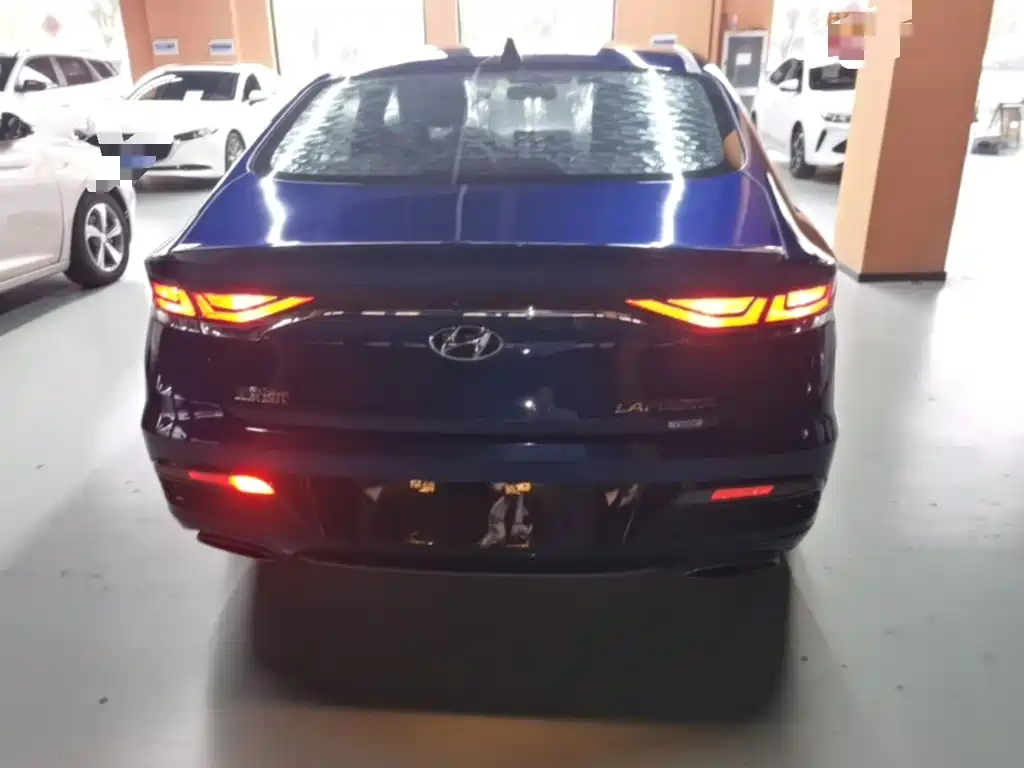 Hyundai Fista — миниатюра 6