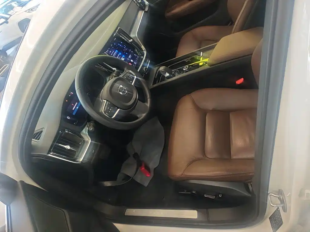 Volvo S60 — миниатюра 15