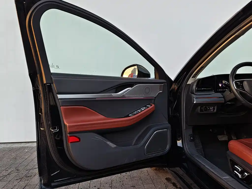Lincoln Z — миниатюра 7