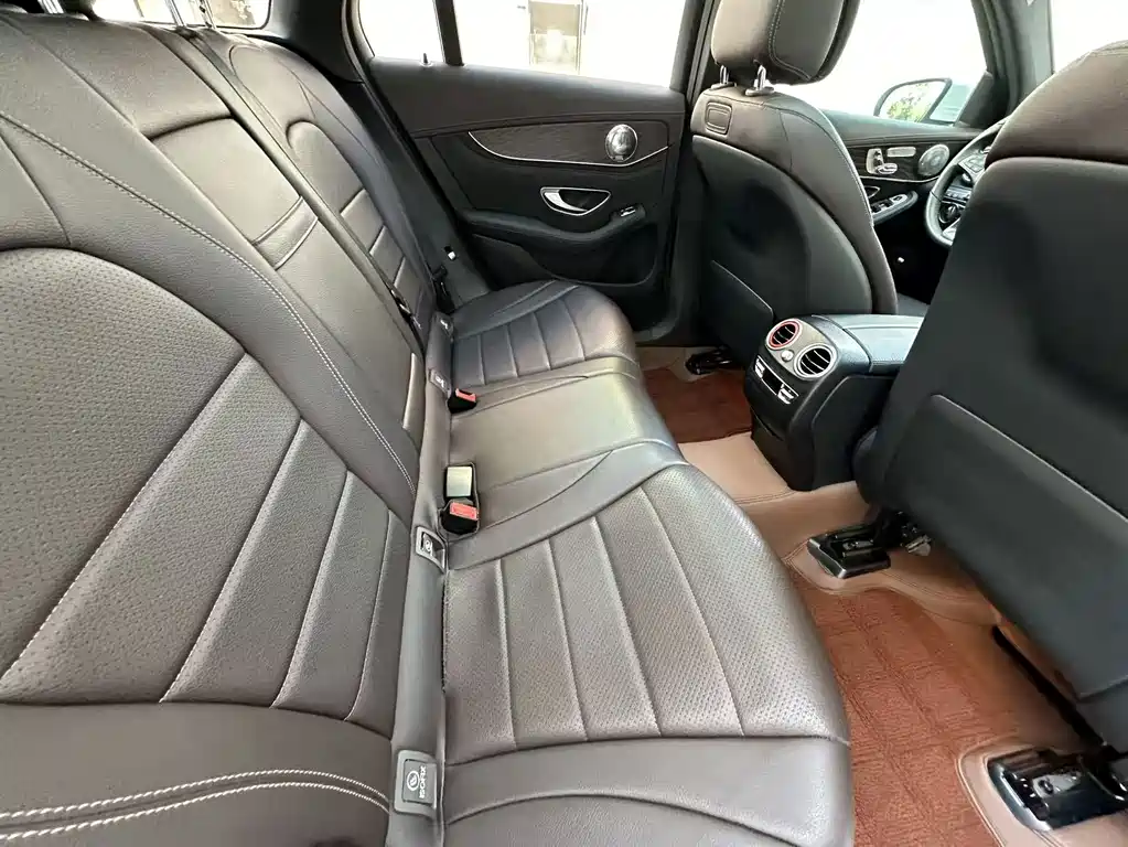 Mercedes-Benz GLC — миниатюра 37