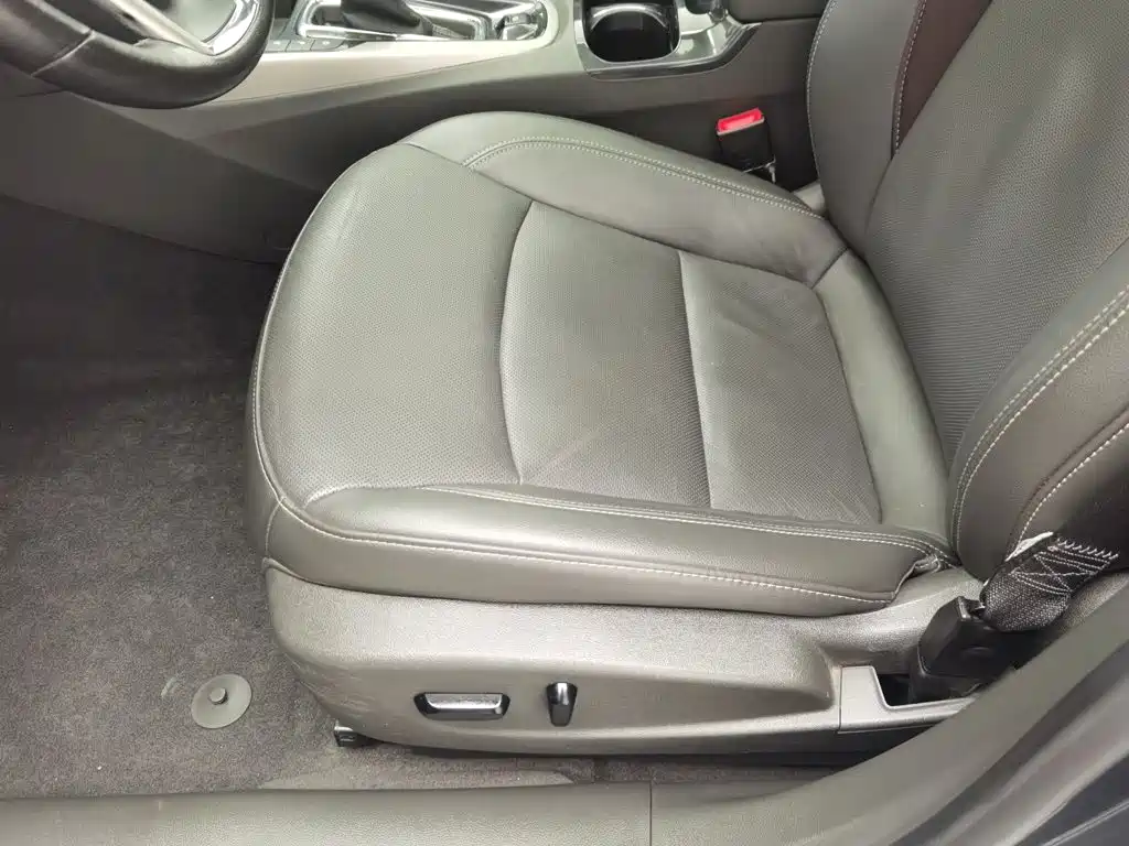 Chevrolet Malibu — миниатюра 20