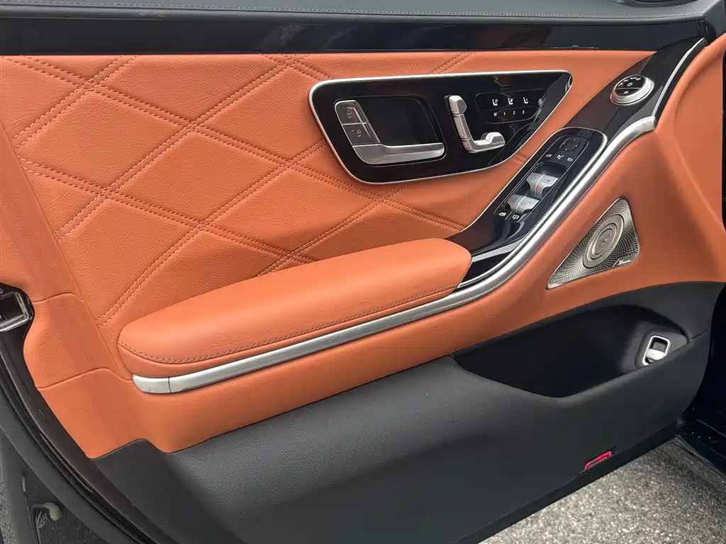Mercedes-Benz S-Class — миниатюра 11