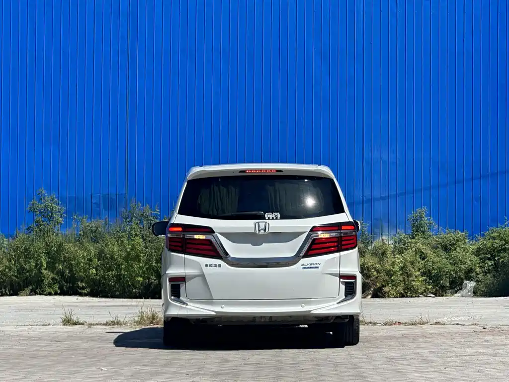 Honda Elysion — миниатюра 5