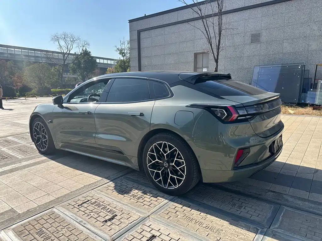 ZEEKR EXTREME KRYPTON 001