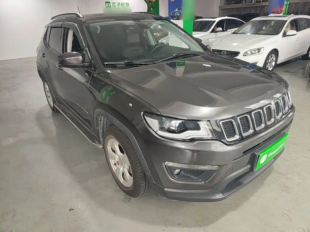 Jeep Compass — миниатюра 4