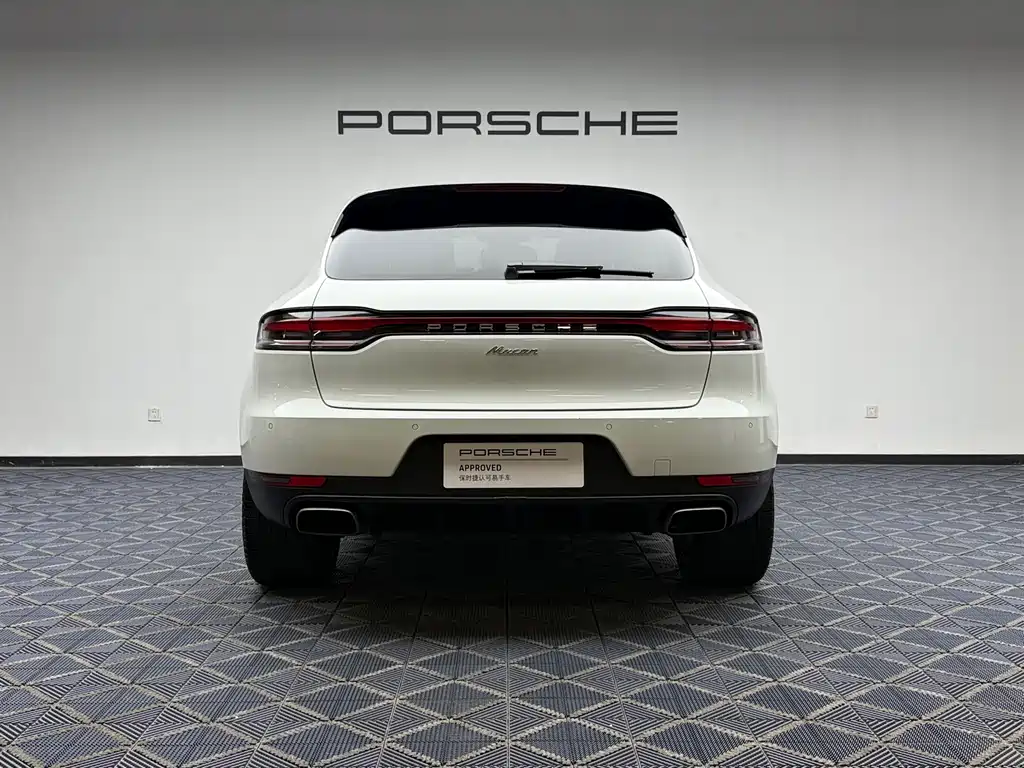 Porsche Macan — миниатюра 7