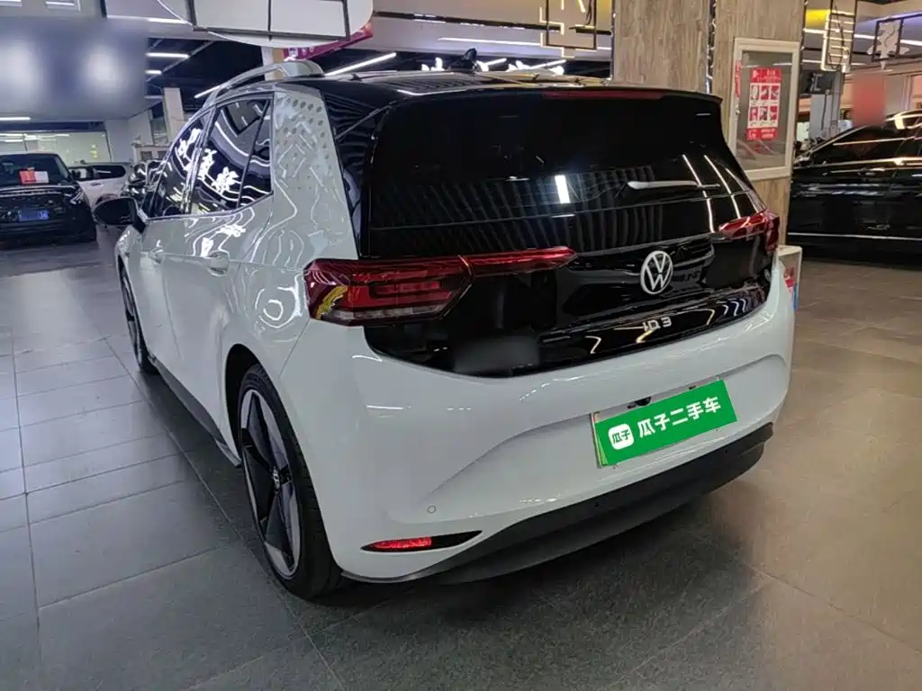 Volkswagen ID.3 — миниатюра 5