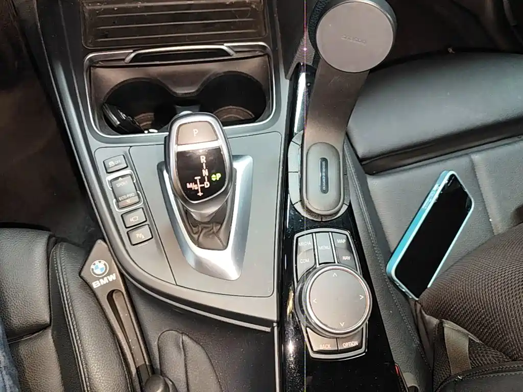 BMW 3 Series — миниатюра 14