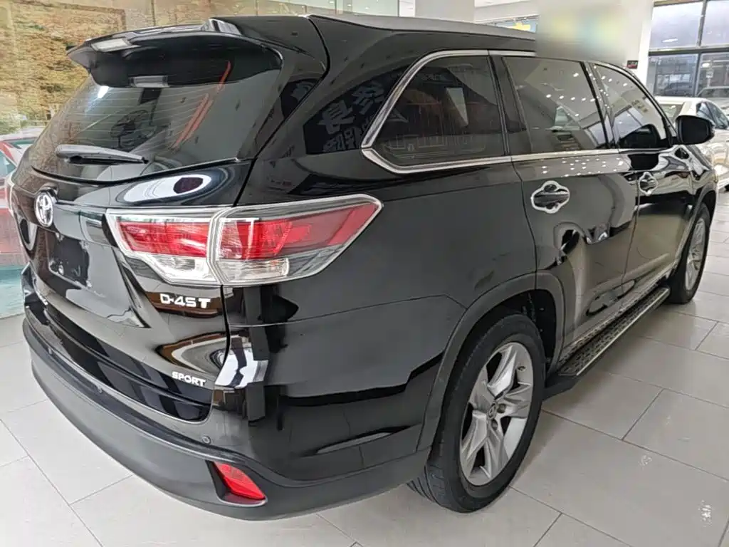 Toyota Highlander — миниатюра 7