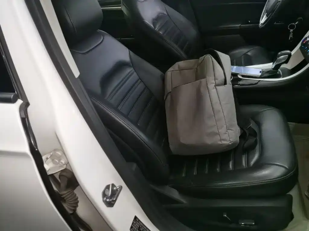 Ford Mondeo — миниатюра 25