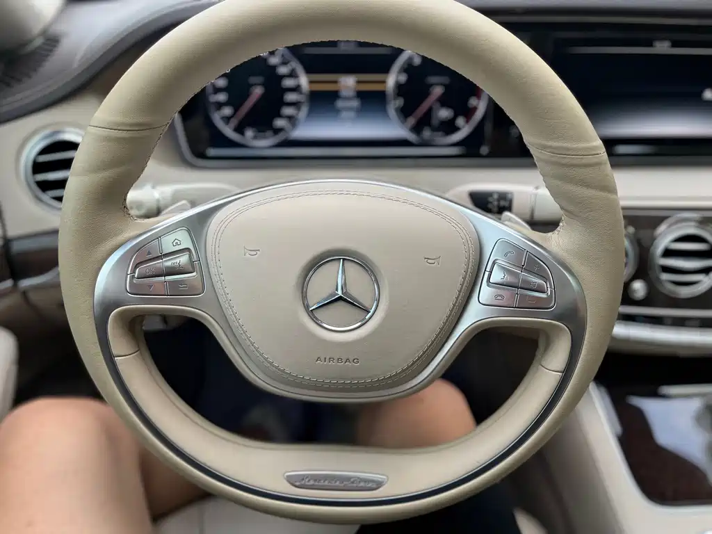 Mercedes-Benz S-Class — миниатюра 10