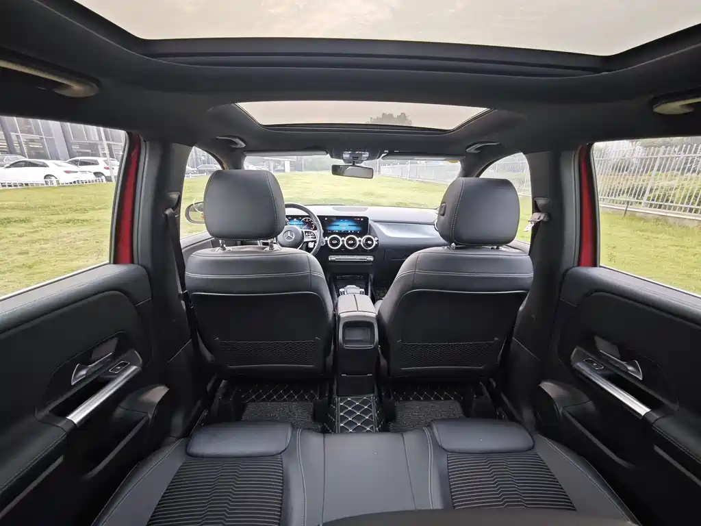 Mercedes-Benz B-Class — миниатюра 17