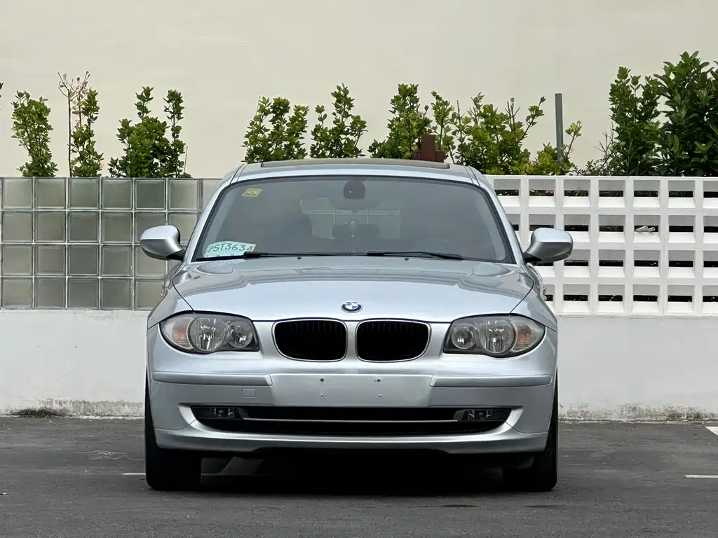 BMW 1 Series (Import) — миниатюра 4