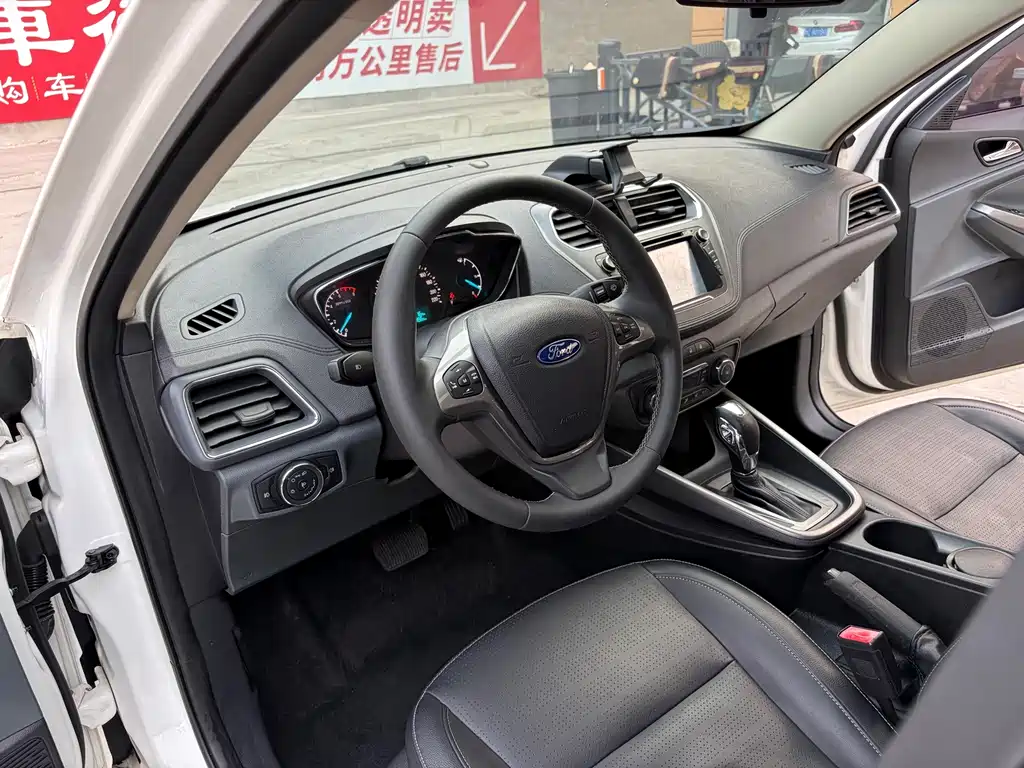 Ford Escort — миниатюра 4