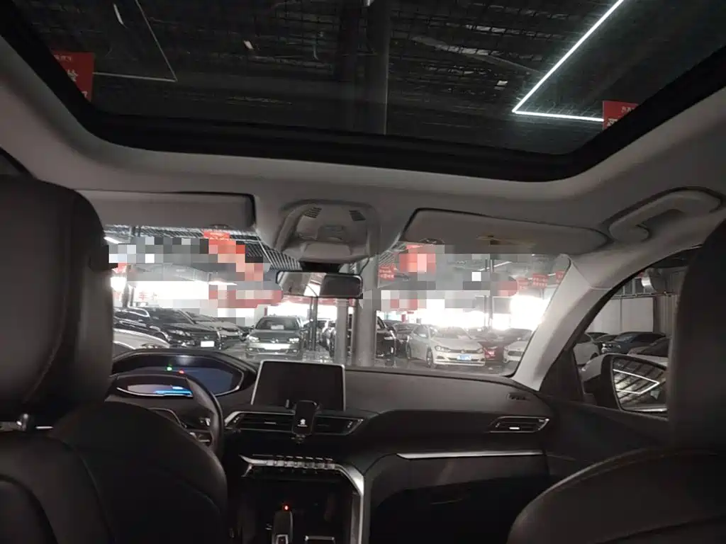 Peugeot 5008 — миниатюра 18