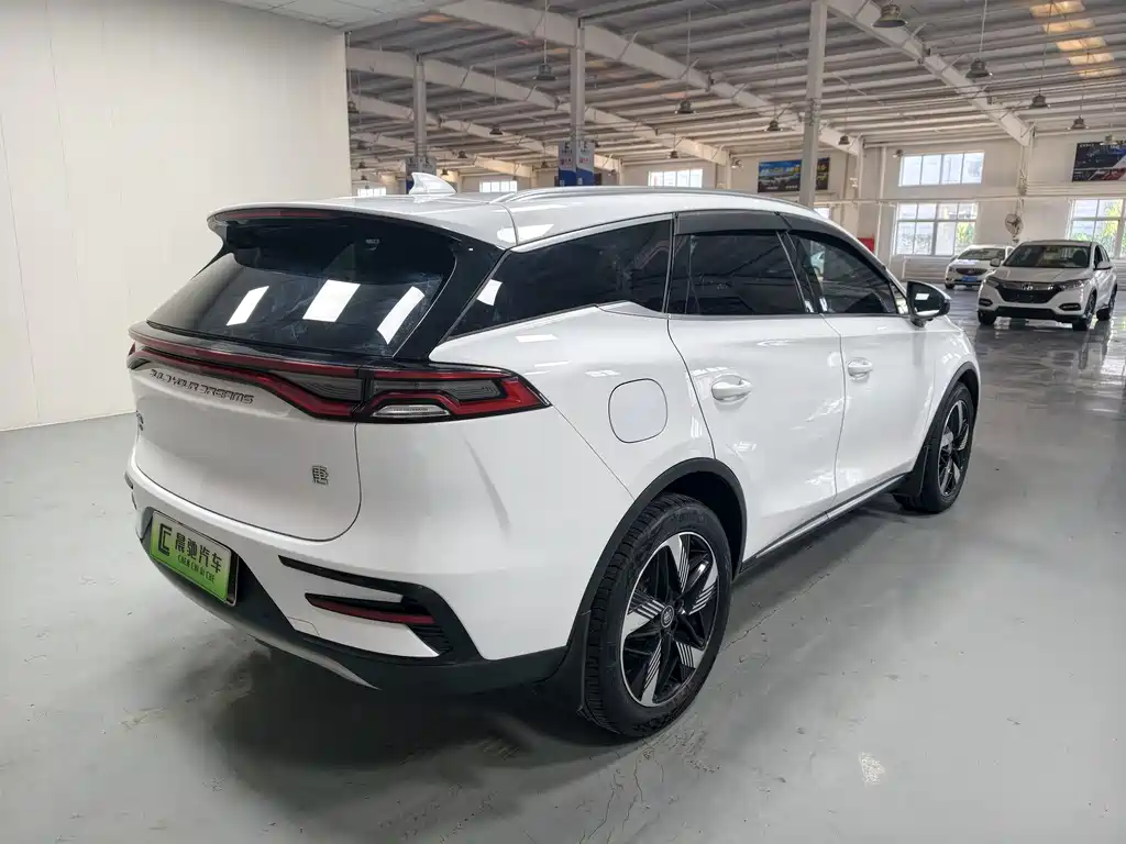 BYD Tang New Energy — миниатюра 4