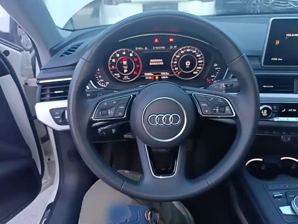Audi A4L — миниатюра 11