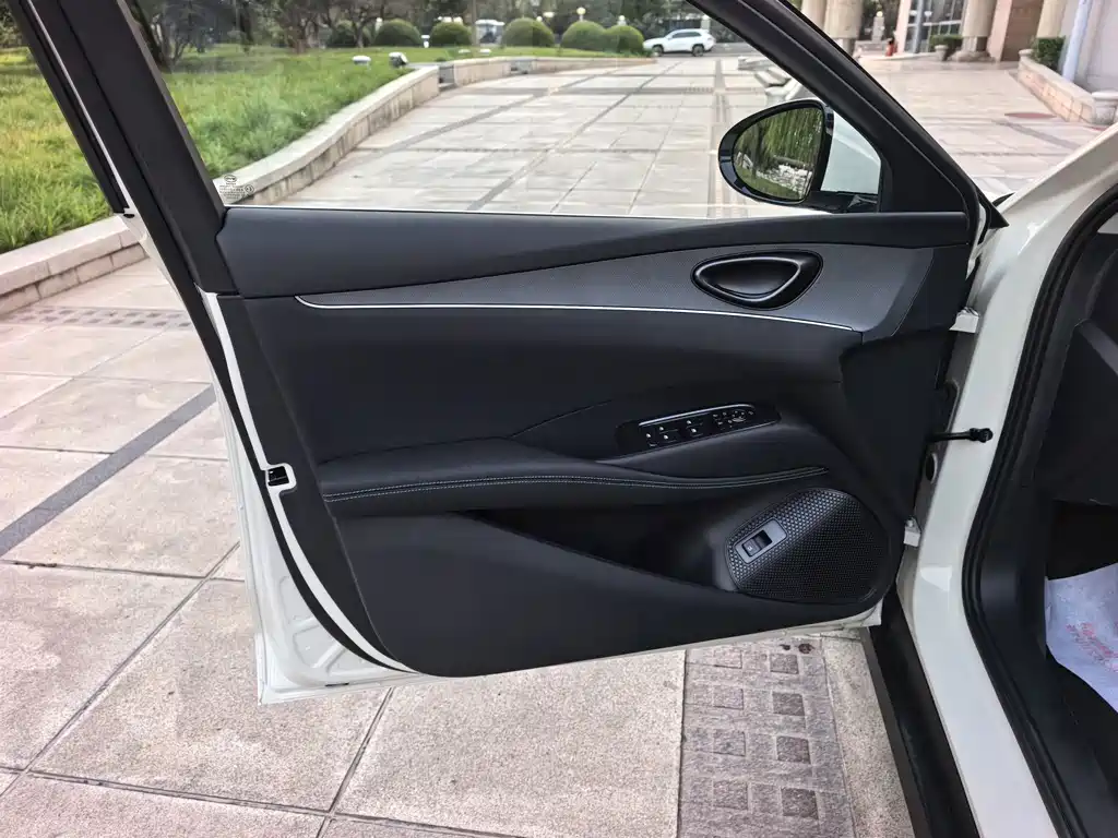 BYD Seal 06 — миниатюра 15