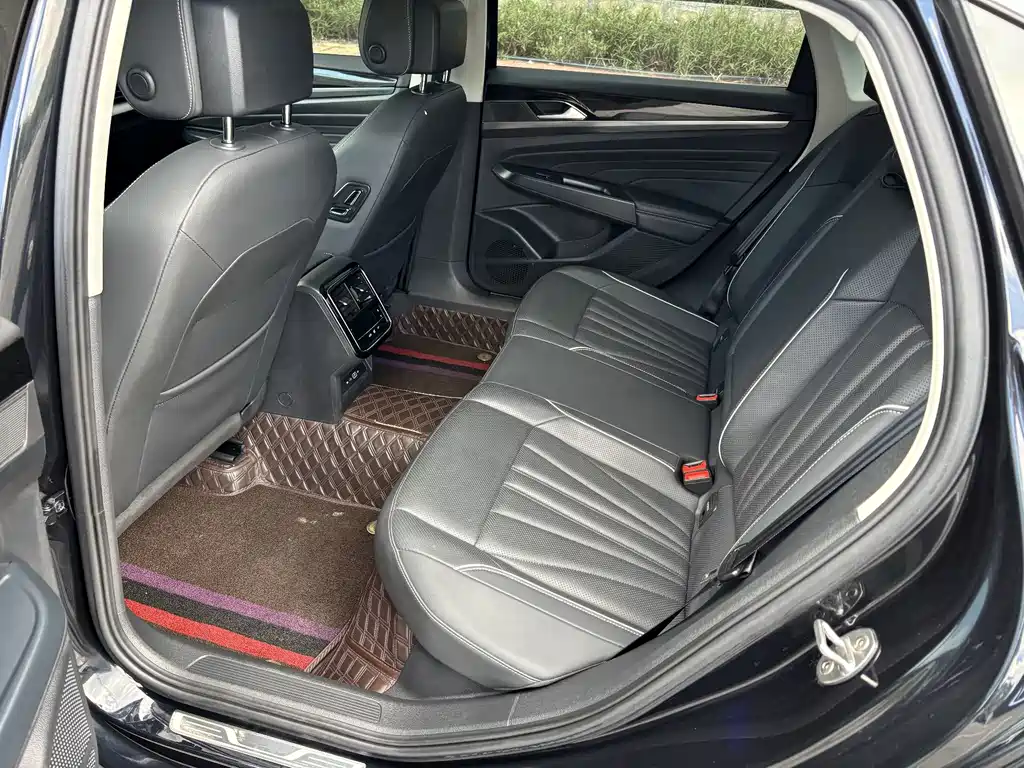 Volkswagen Passat — миниатюра 16