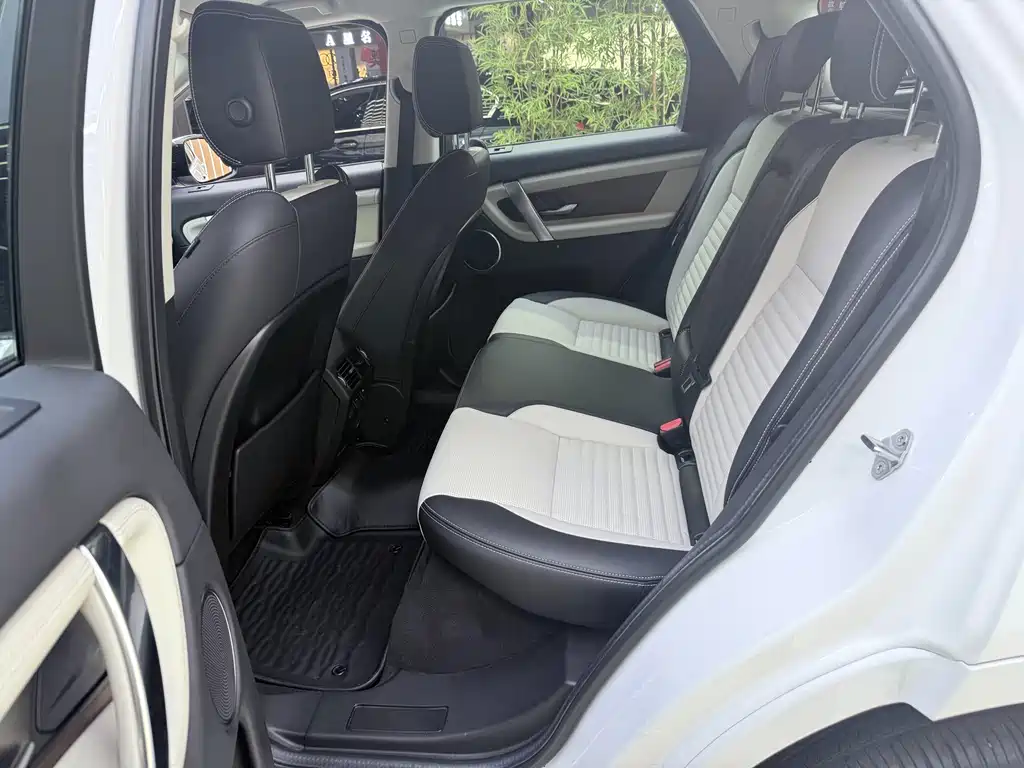 Land Rover Discovery Sport Hybrid — миниатюра 17